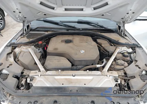 2022 BMW 430I Gran Coupe z USA, uszkodzony, nr VIN WBA63AV08NFM01152